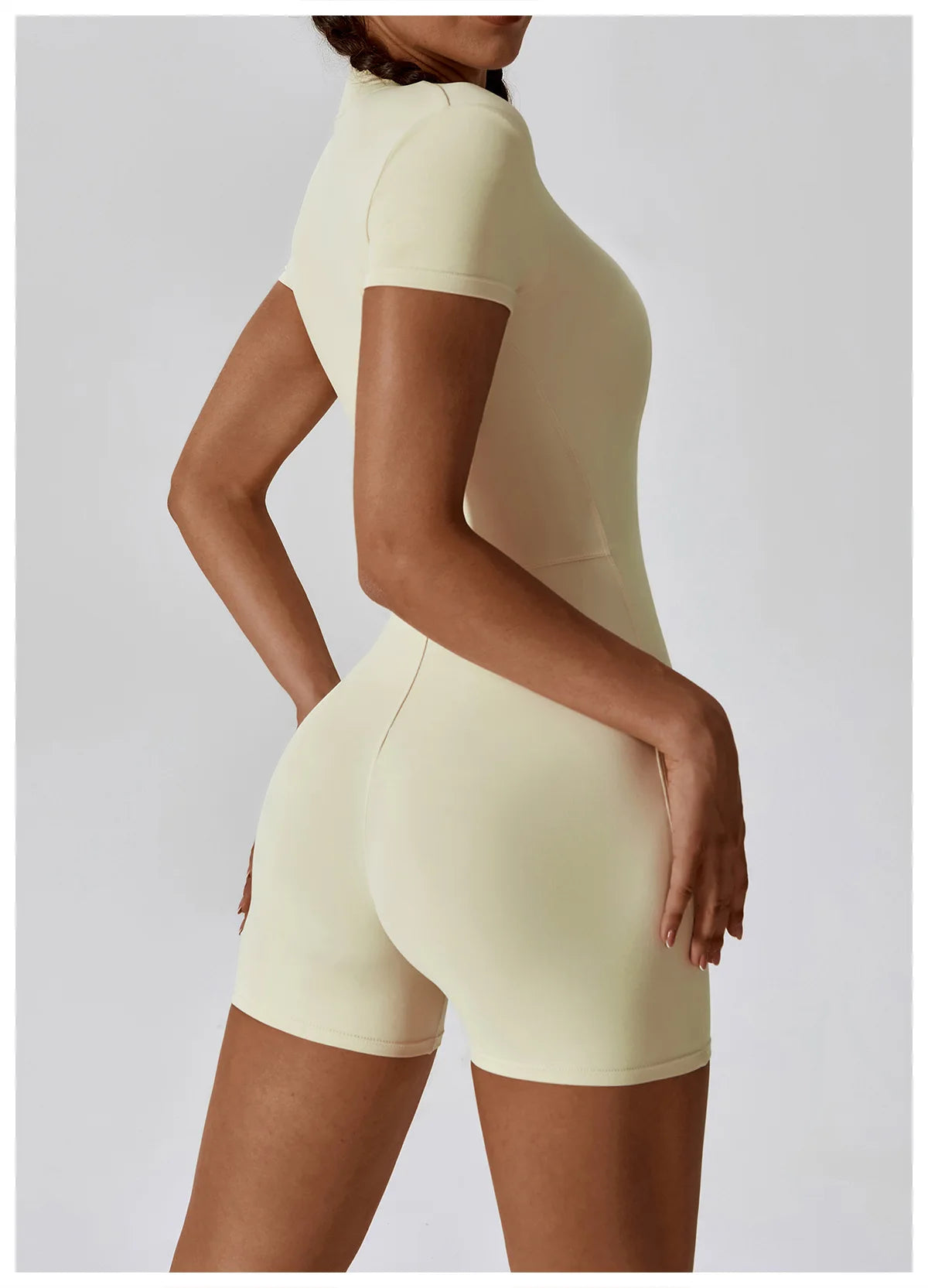 Tenue Yoga Femme | Ensemble Yoga Confort | Vêtement Sport Doux Femme | AsanaFit Ensemble | Tenue Pilates Respirante | Ensemble Sport Sculptant Femme | Vêtements de Yoga Extensibles | Brassière et Legging Yoga | Tenue Stretch Fitness Femme | Yoga Look Moderne